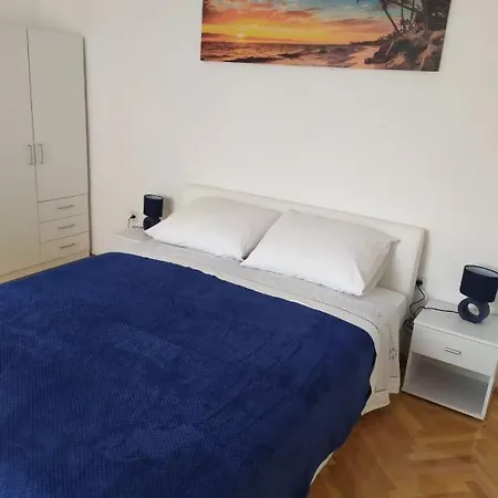 Marijo Saric Apartment Podstrana